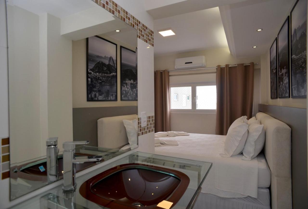 Appartement FRENTE MAR PÉ NA AREIA, na Av Atlântica à Balneário Camboriú Extérieur photo