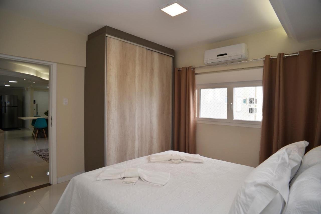 Appartement FRENTE MAR PÉ NA AREIA, na Av Atlântica à Balneário Camboriú Extérieur photo